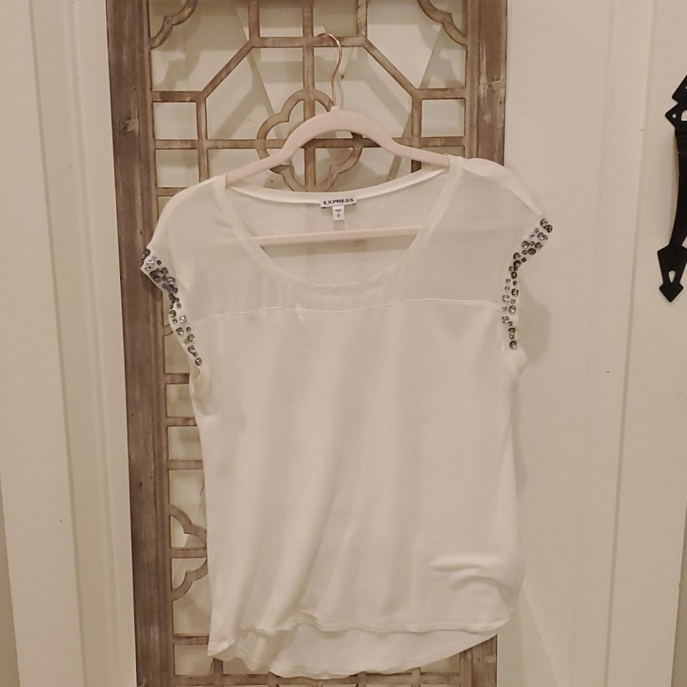 White rinstone tshirt blouse